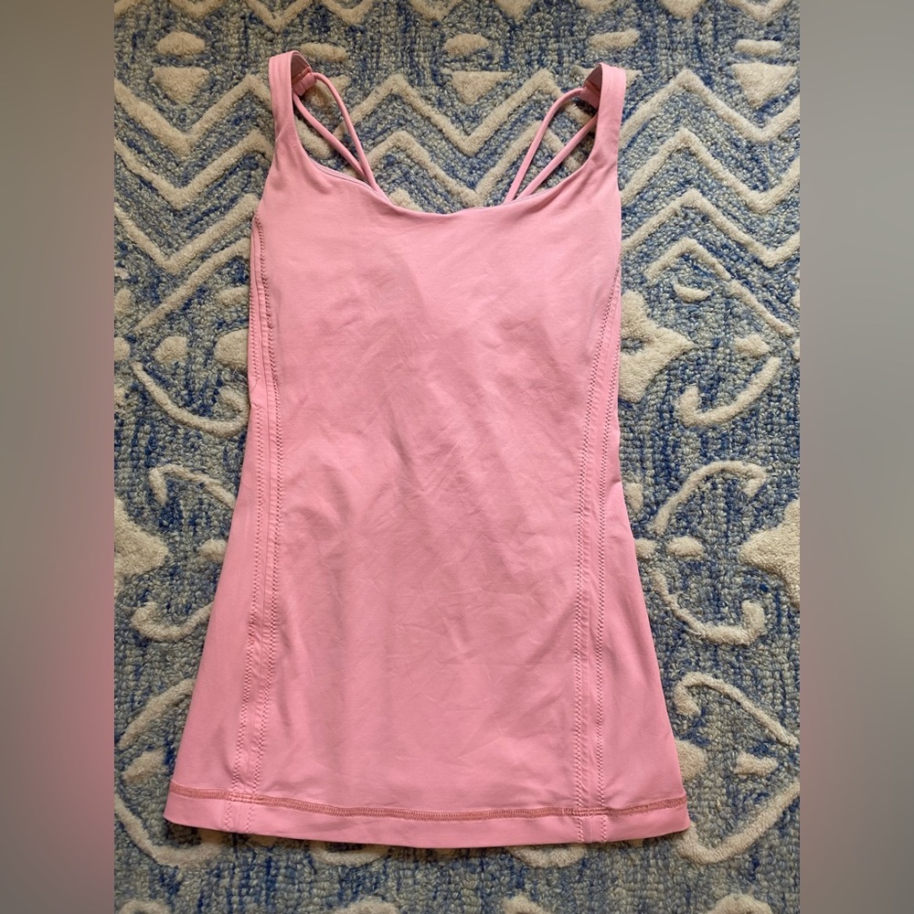 Lululemon tank top